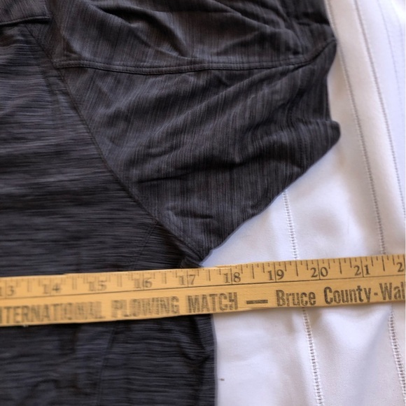 Ladies Grey Short Sleeve Golf Tee - Picture 3 of 9